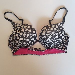 ‼️sold ‼️Victoria Secret 34A Push Up Bra